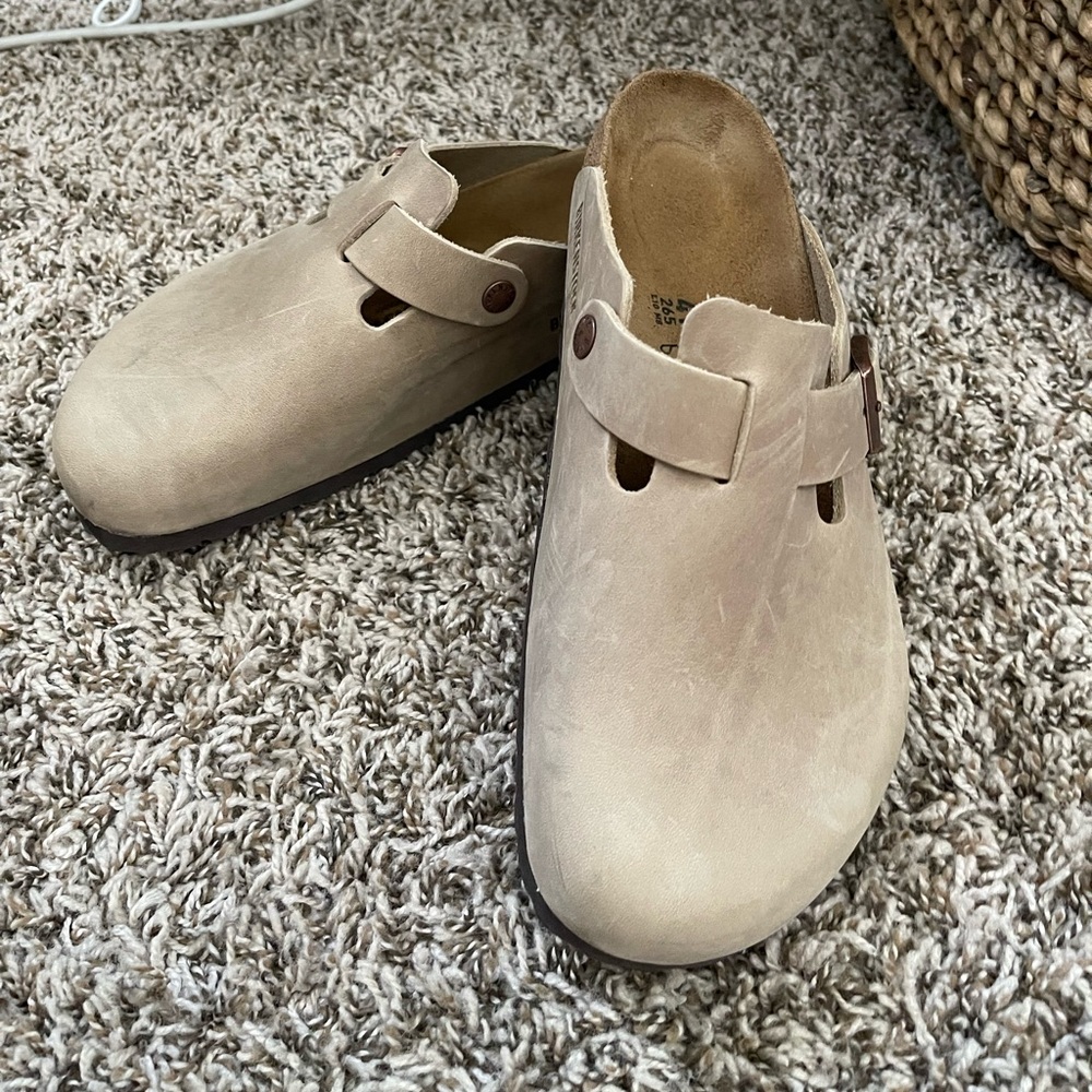 Birkenstock Boston clogs size 41 . Oiled leather in color tobacco